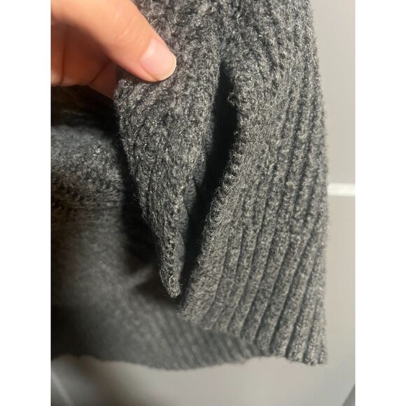 American Eagle Ribbed Knit Drop Shoulder Knit Side Slit Sweater Gray Size Large - Picture 3 of 7